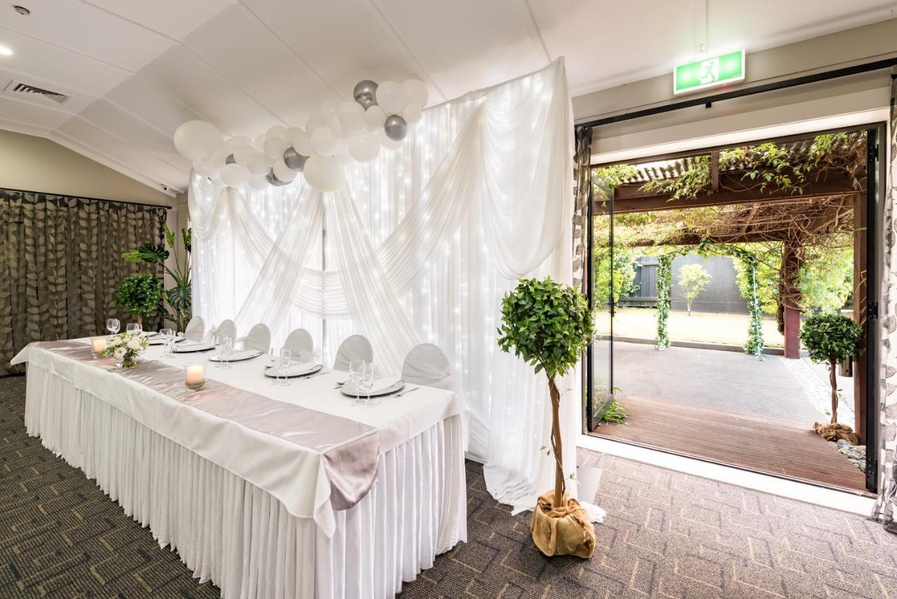 Suncourt & Conference Centre Hotel 4*